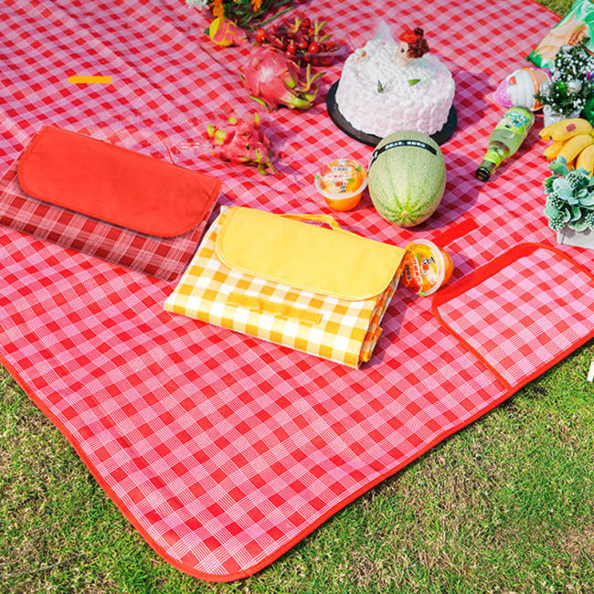 Ins Picnic Plaid Camping Hiking Mat Portable Waterproof Beach Blanket Outdoor Dustproof Mat Korean Style Folding Camping Mat