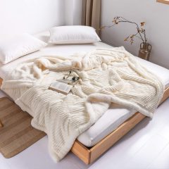 Velvet Blankets For Beds High Quality Winter Warm Soft Thicken Air Conditioning Napping Flannel Blanket,Plush Bed Throw Blanket