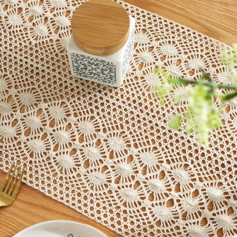 High Quality Rectangular Crochet Lace Elegant Hollow Mesh Crocheted Embroidery Table Runner For Weeding Party
