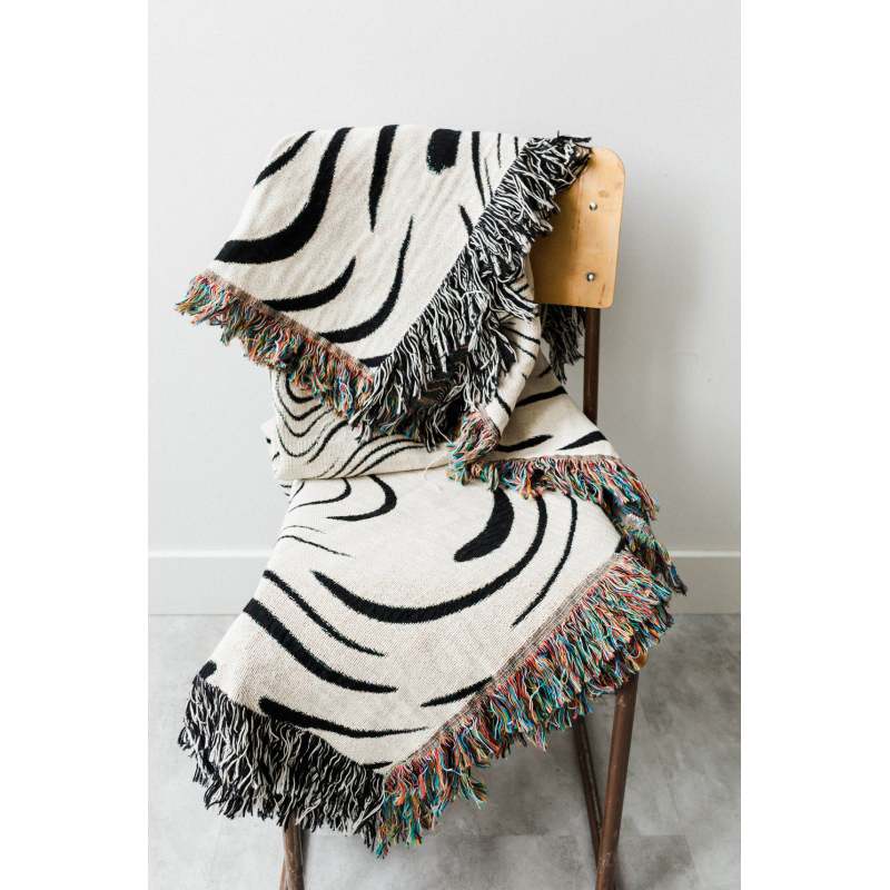 Casual Blankets Black Carpet Decoration Wave Carpet Sofa Leisure Single Tapestry Sofa  Throw Blankets /