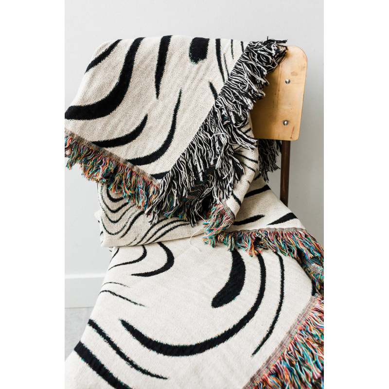 Casual Blankets Black Carpet Decoration Wave Carpet Sofa Leisure Single Tapestry Sofa  Throw Blankets /