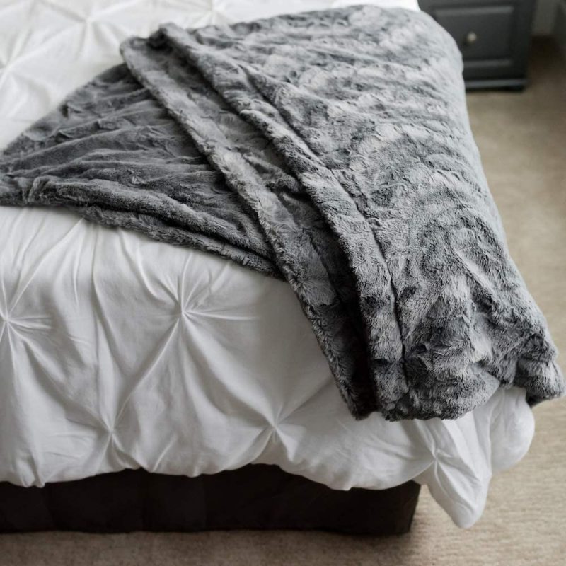 Faux Fur Shaggy Throw Blanket Soft Plush Cozy Blankets Gray Black For Office Couch Sofa