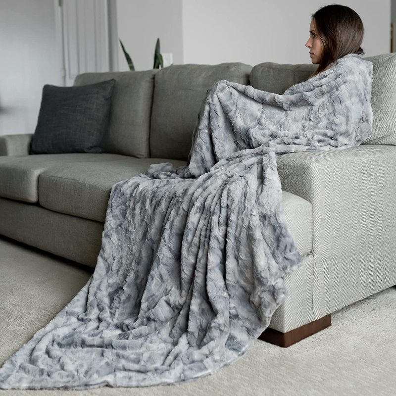 Faux Fur Shaggy Throw Blanket Soft Plush Cozy Blankets Gray Black For Office Couch Sofa