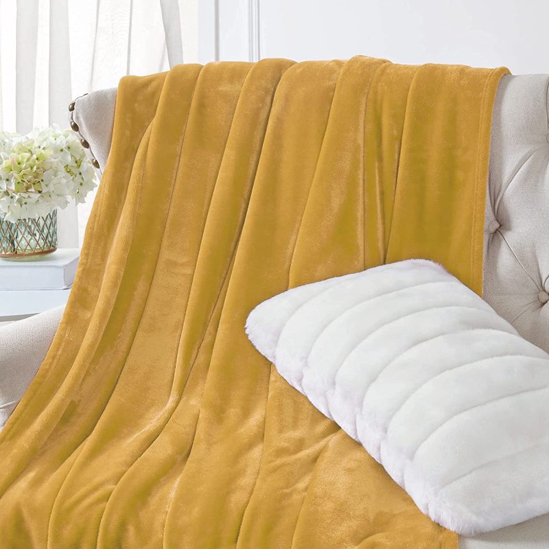 Dark Yellow Solid Color Velvet Warm Flannel Blanket For Living Room Bed  Blanket/