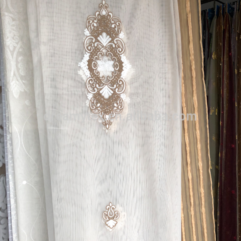 2019 Popular good price middle east rubber backed luxury classical delicate curtains