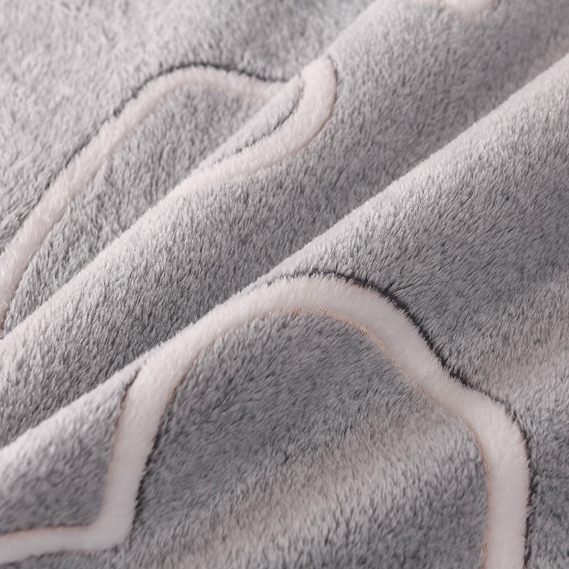 2021 hot products Small and pure and fresh Pure color flannel High quality The bedroom  conventional bedding set