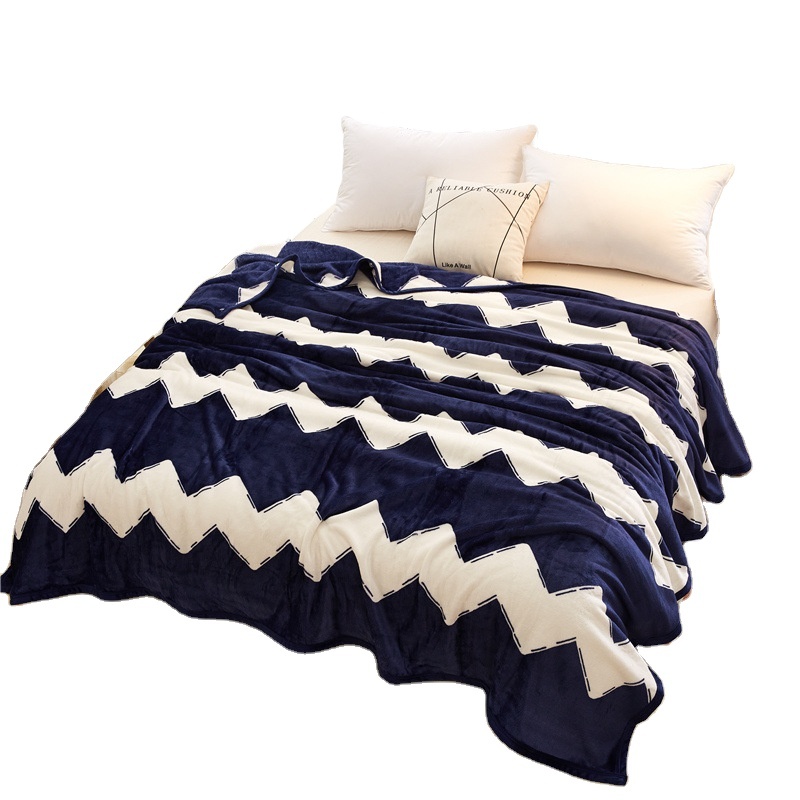 Bedspread Blanket Throw Blanket High Density Super Soft Flannel Blanket To On For The Sofa/Bed/Car Portable Plaids