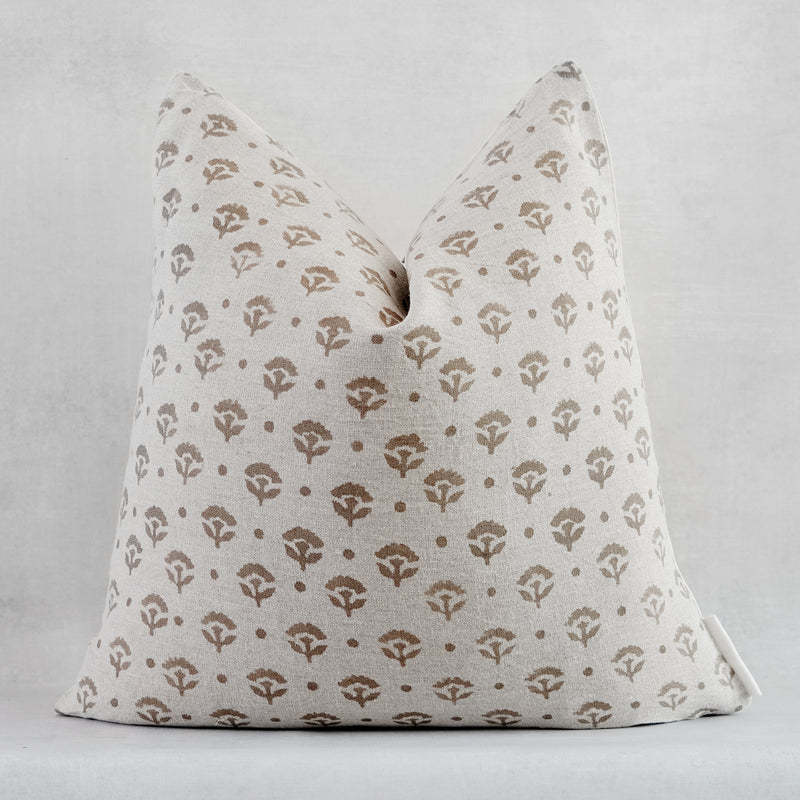 2023 New Design Beige Floral Printed Pillow Case Cushion Cover For Living Room