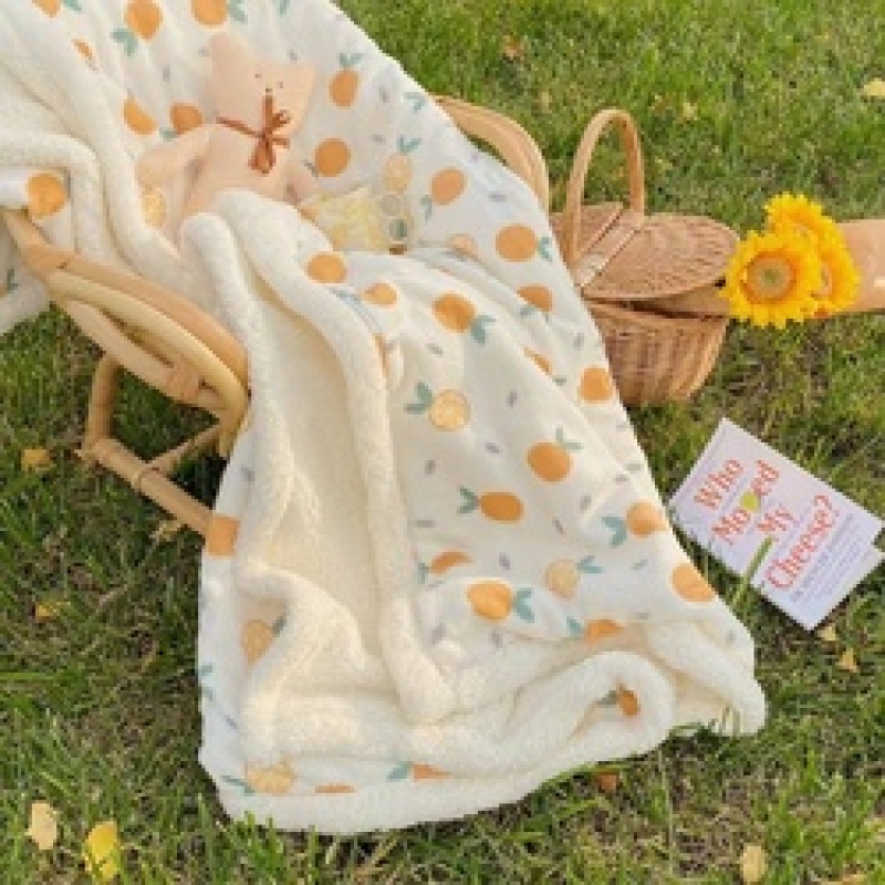 Cute pattern, double-layer lamb wool blanket, warm sofa multi-functional blanket Scottish Warm/