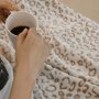 Classic Leopard Print Fleece Winter Blanket Sheet Blanket Bedding Sofa Soft Sleeping Warm Blanket
