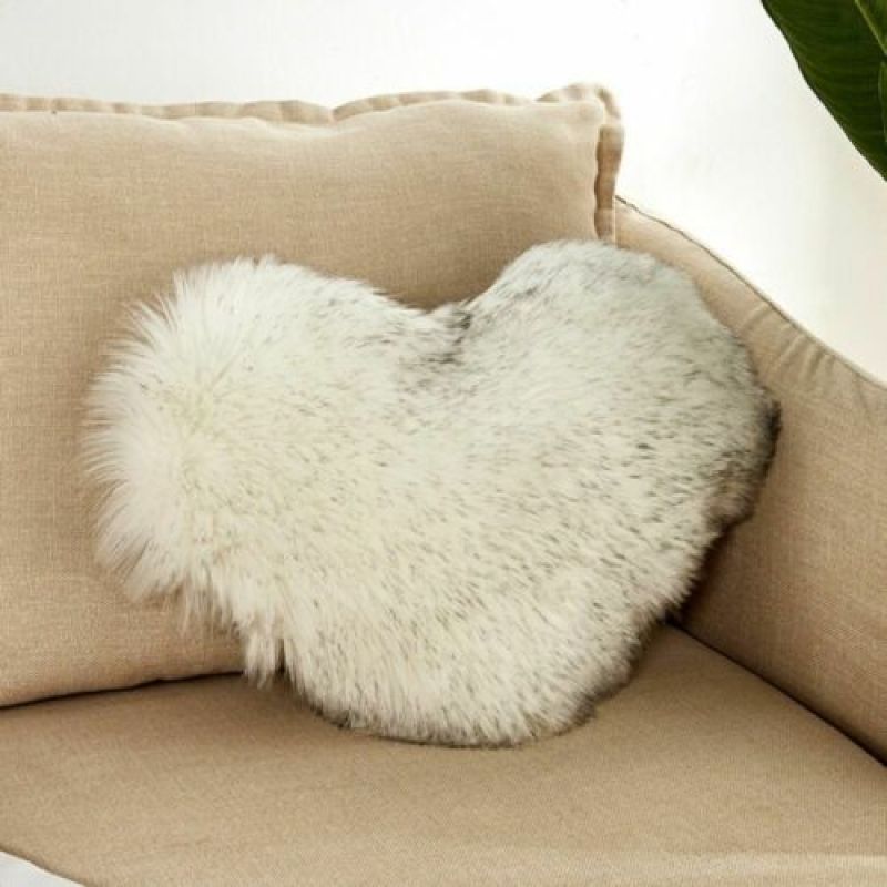 Heart Shaped Faux Wool Fur Cushion Cover Velvet Fluffy Soft Plush Pillow Case Slipcover,Customis Cushion Cover Custom/