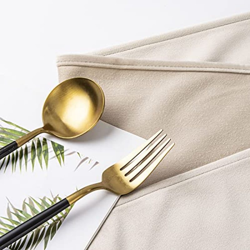 High Quality Beige Plain Satin Luxury Soft Velvet oriental table runner for Party Holiday Wedding Gathering Table