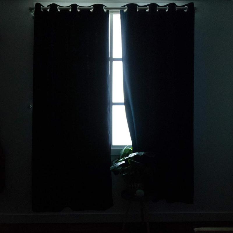 Window Solid Color Soundproof Polyester Livingroom Drapes, Ready Made Thermal Insulated Room Darkening Curtain Panels/