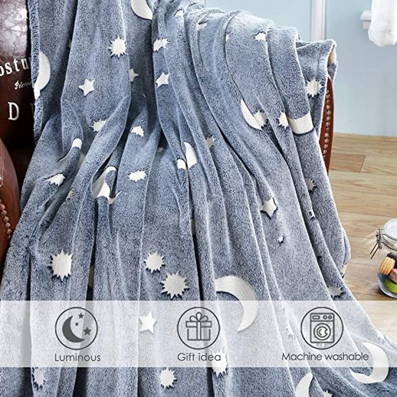 Amazon Hot Sell style printed glow-in-the-dark, flannel children's adult blanket/