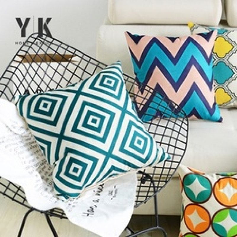 Convenient to carry different kinds of design back support travel cartoon cushion mat cover