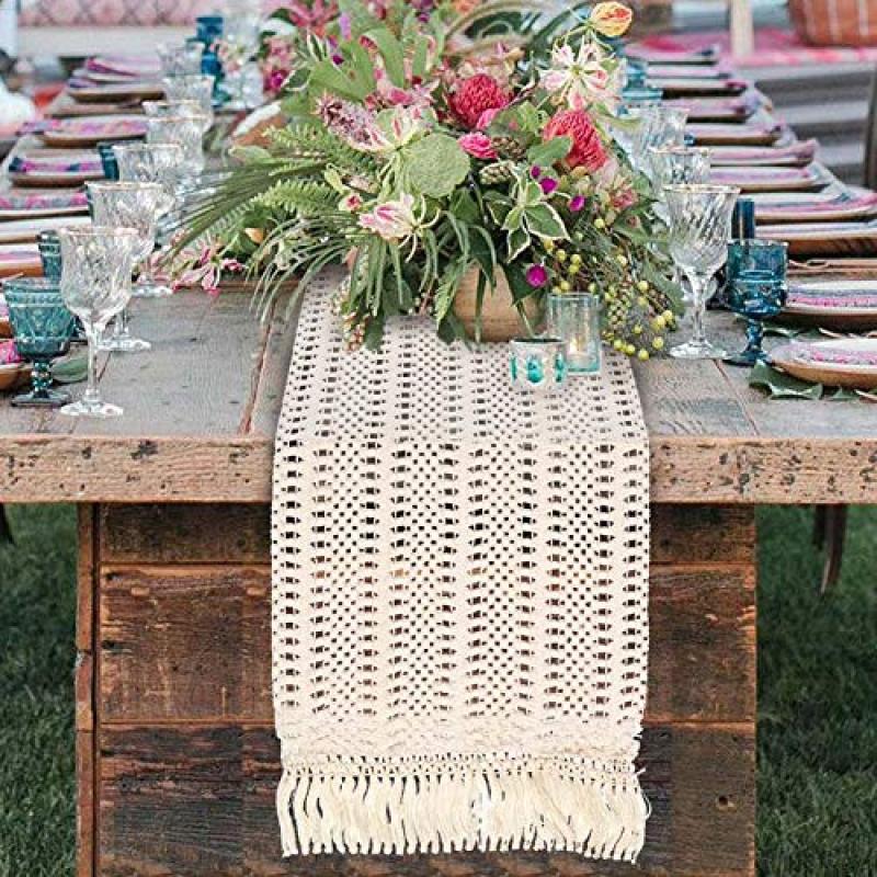 Hot selling Macrame Cotton Crochet Lace Boho Woven Table Runner with Tassels for Bohemian Wedding Bridal Shower