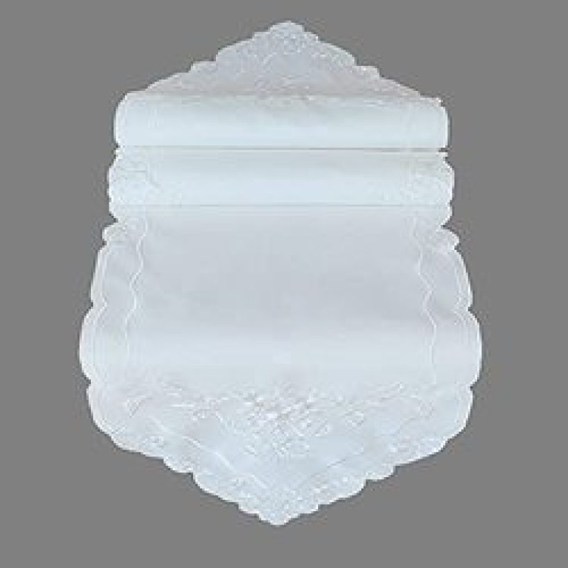 Wholesale Doilies Round or Oval Plain White Embroidered with Flowers and Tendrils Table Cloth For Kitchen Living Room