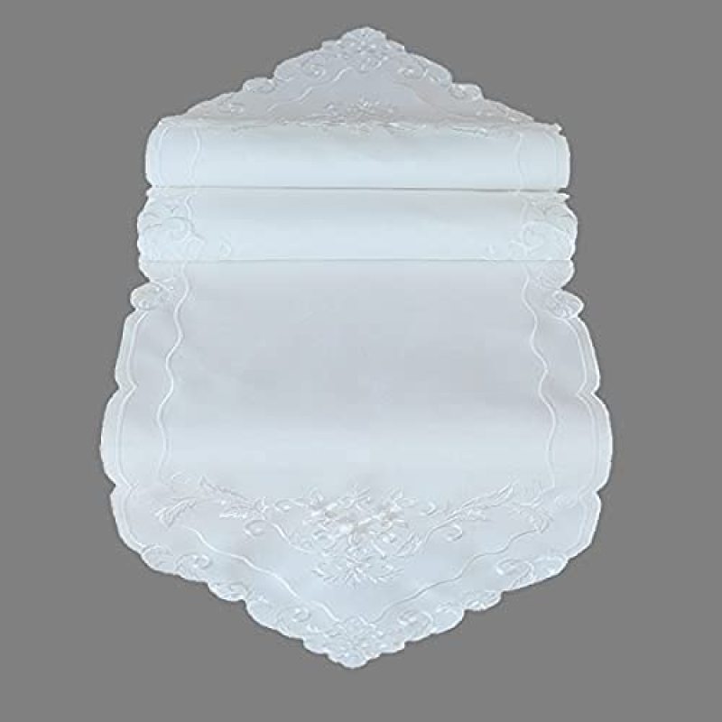 Wholesale Doilies Round or Oval Plain White Embroidered with Flowers and Tendrils Table Cloth For Kitchen Living Room