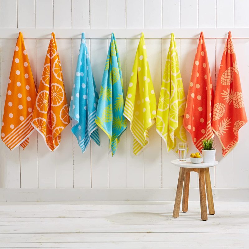 100% cotton jacquard beach towel. Soft water-absorbing quick-drying towel set/