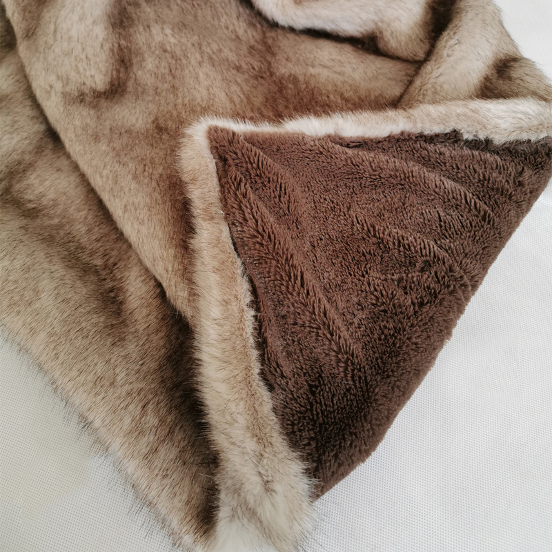 Double Layers Faux Fur Blanket European Fluffy Shaggy Sofa Blanket  Bedspread  Warm Bedding Sheet Cozy Throw Blanket/