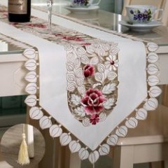 Wholesale Embroidered Farmhouse Floral Table Decorations table mats and runners for Wedding Party Bridal Kitchen Dinning Decor