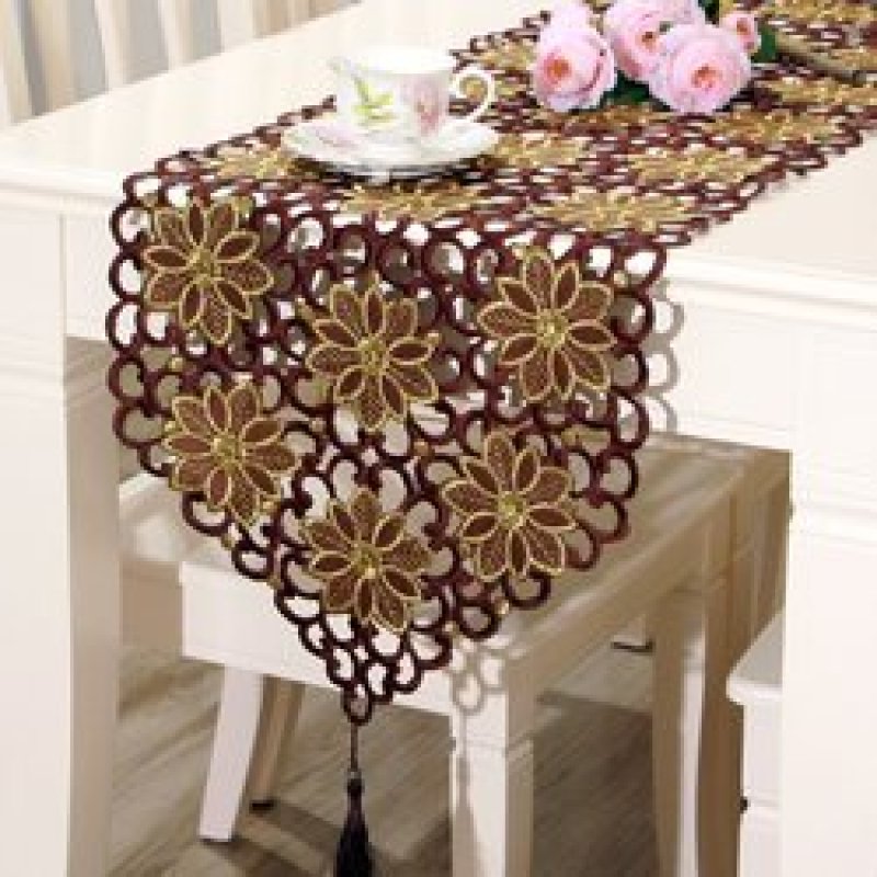 Wholesale Embroidered Farmhouse Floral Table Decorations table mats and runners for Wedding Party Bridal Kitchen Dinning Decor
