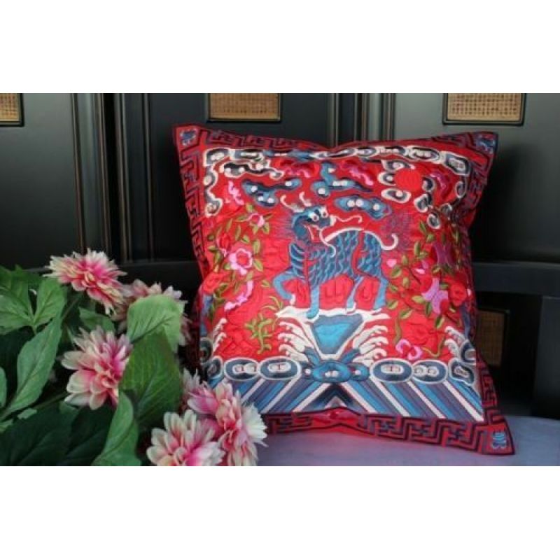 Chinese Handmade Classical Silk Embroidered Kirin Cushion Cover Pillow Case,Traditional  Chinese Style/