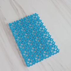 Modern simple  plastics DIY Non-slip 30CM*20CM custom color isolated water openwork mat stitching for bathroom pet cage
