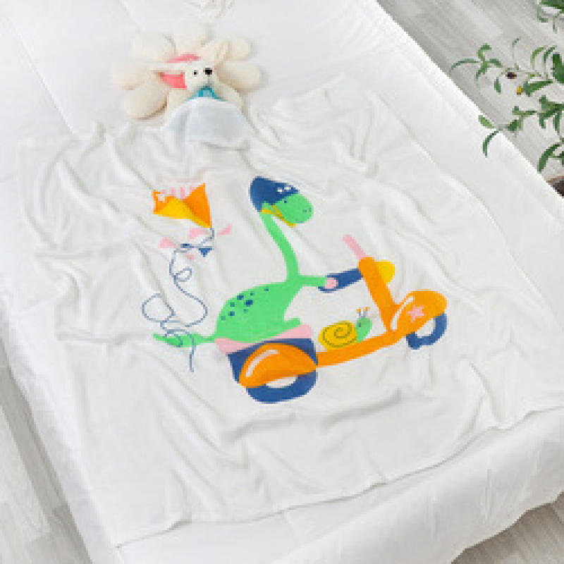 Hot sale multi-color optional Bamboo fiber double gauze 110*110 baby mileage blanket printing children blanket