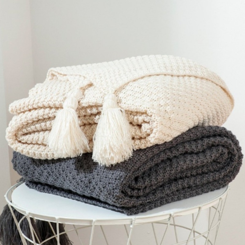 Super Warm Soft Blankets Bedspread on the Bed Sofa Blanket Tassel Knitting Ball Wool Leisure Soft Warm Blankets for Home/