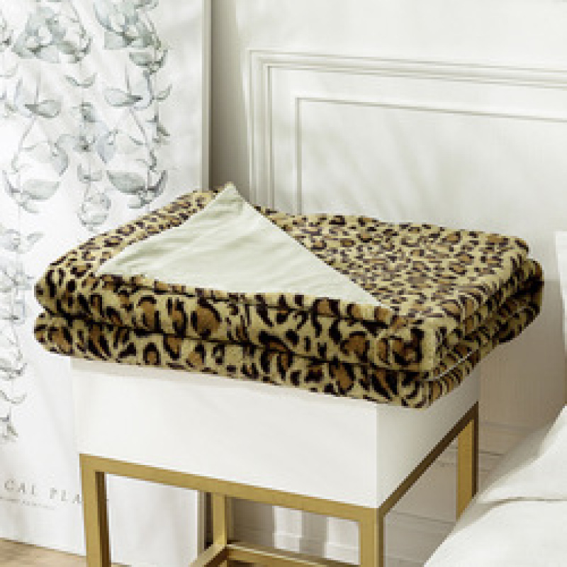 Wholesale Hot Selling Polyester Comfort Fleece Blanket, High Quality Velvet Flannel Khaki Leopard Print Blanket/