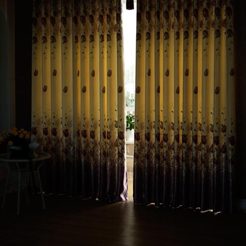 Modern Simple Tulips Curtain / Wholesale Printing White Silk Finished Products Blackout Curtain, Customized Flat Window Hotel