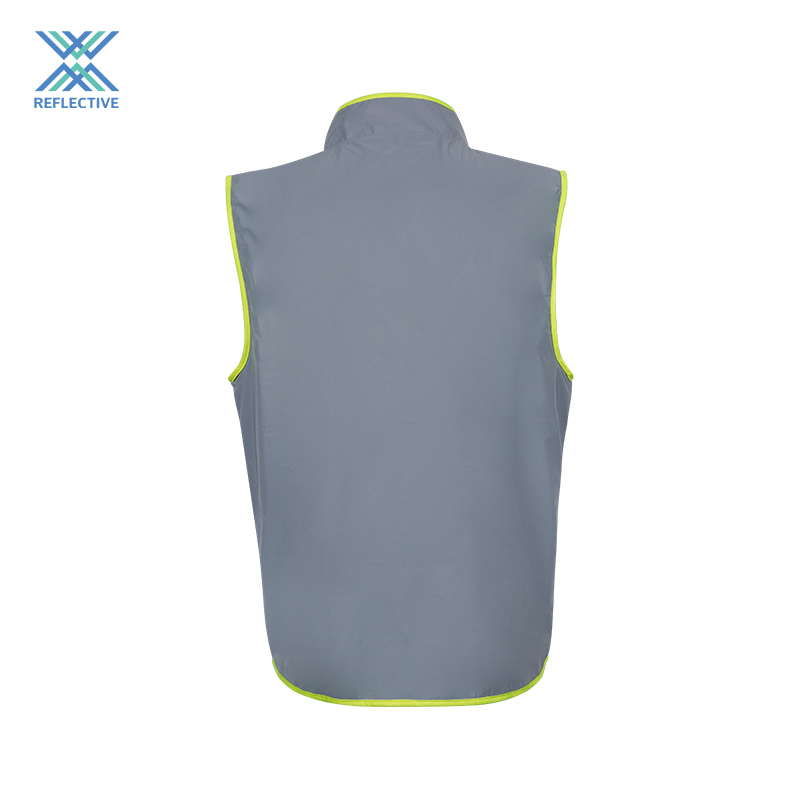 REFLECTIVE SLEEVELESS JACKET
