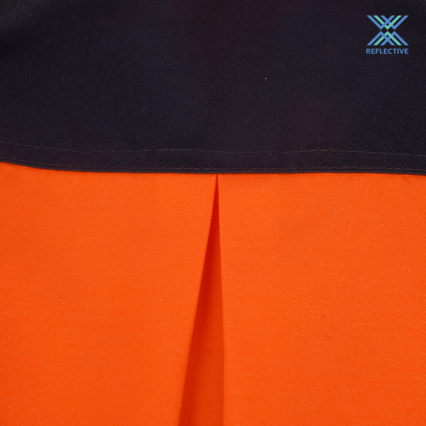 High visibility workwear  shirt with pockets