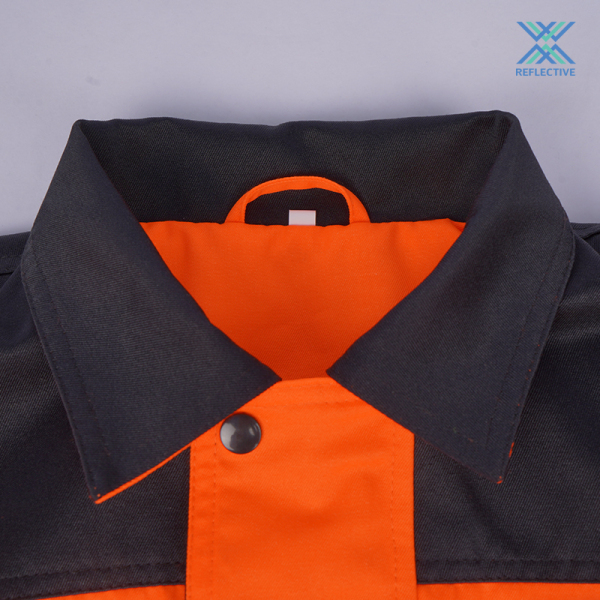 High visibility workwear  shirt with pockets