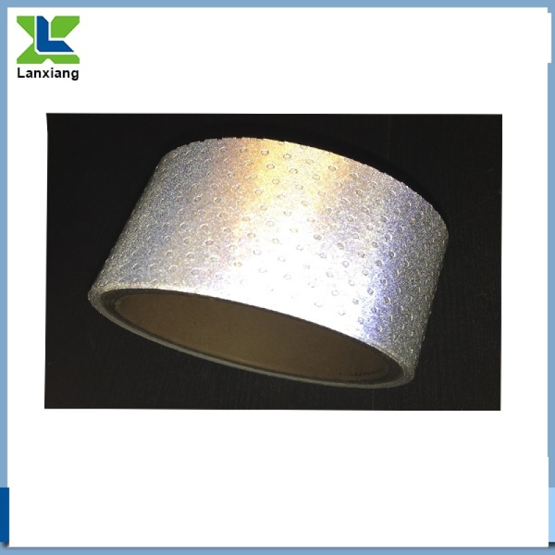 Silver lustre stretch Reflective article for stretch fabric tape