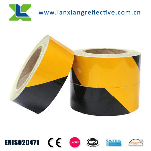 Heat reflective PVC in keeping with CE EN471 for red safety tape