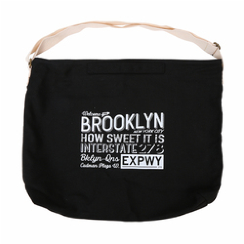 China custom fashion unique design easy clean soft material cotton bag