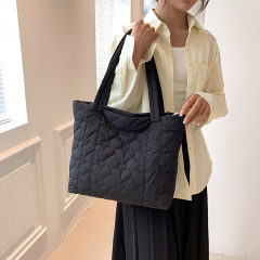 Sac de voyage matelassé en nylon pour femme, fourre-tout matelassé d'hiver