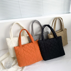Sac de voyage matelassé en nylon pour femme, fourre-tout matelassé d'hiver