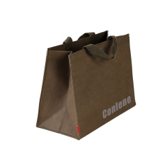 Venta caliente de diferentes tipos de bolsas de papel con asas kraft marrón a la venta