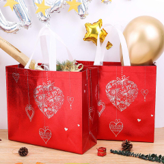 Vente directe d'usine sac cadeau de Noël taille de couleur personnalisée fourre-tout en tissu non tissé PP laminé pour sacs