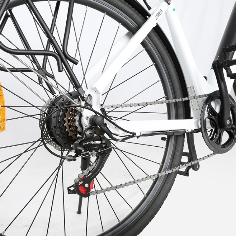 2021 New Arrival 700C 28 Inches Lady City Electric Bicycle 36V 250W Light Weight E-Bike 36V Hidden Battery