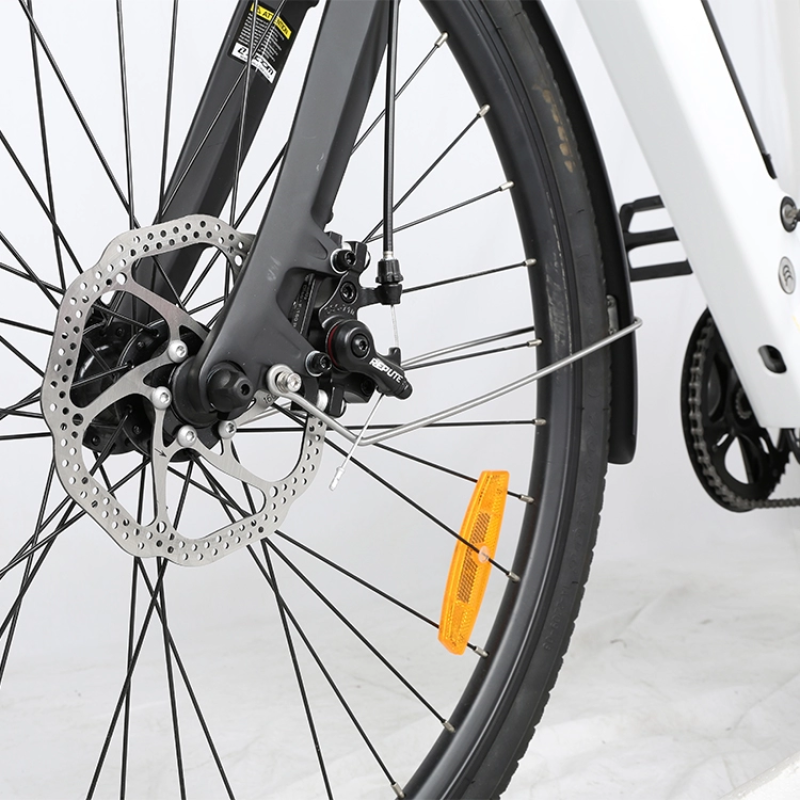 2021 New Arrival 700C 28 Inches Lady City Electric Bicycle 36V 250W Light Weight E-Bike 36V Hidden Battery