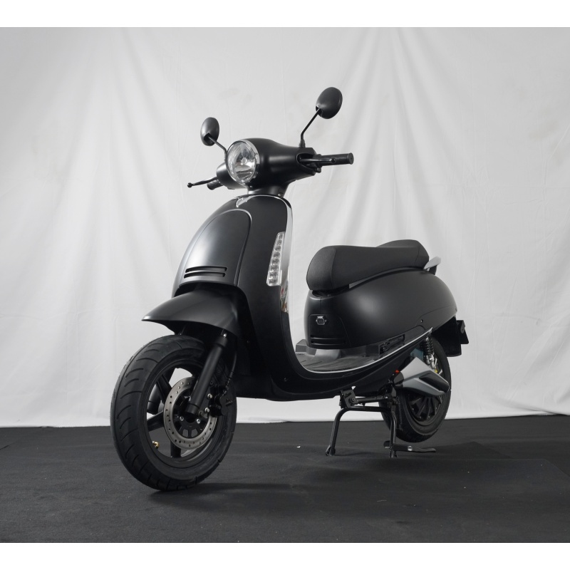 Long Range EEC L3E COC E Motorcycle 60V 3000W Electric Scooter Dual 60V 23.4Ah Lithium Battery Hydraulic Disc Brake System 2000W