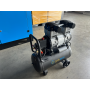 German Style 1600W copper wire motor 8 bar 25L CE Approved Oil free air compressor for car wash