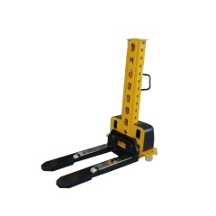 Portable self load pallet stacker 500kg