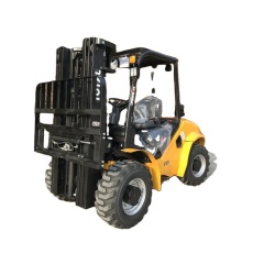2.5 ton 4WD Rough Terrain Forklift with Yanmar 4TNE98 Engine