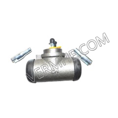 Forklift Part Wheel Cylinder with OEM 24433-76000G
