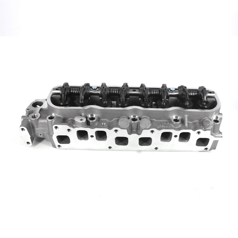 F8CV Complete Cylinder Head for Daewoo